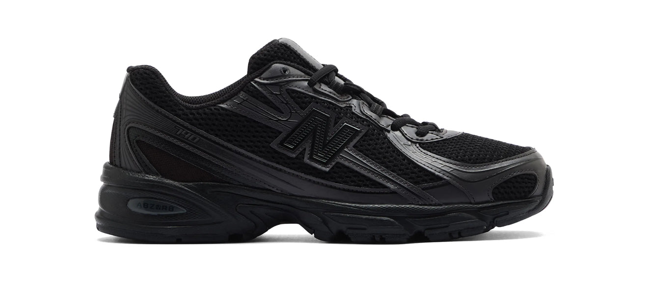 New Balance 740 Triple Black